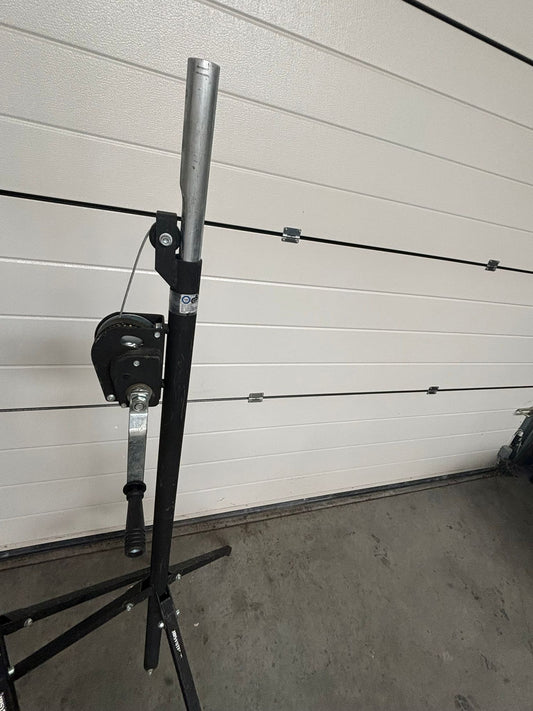 Jb systems wind-up lightstand used