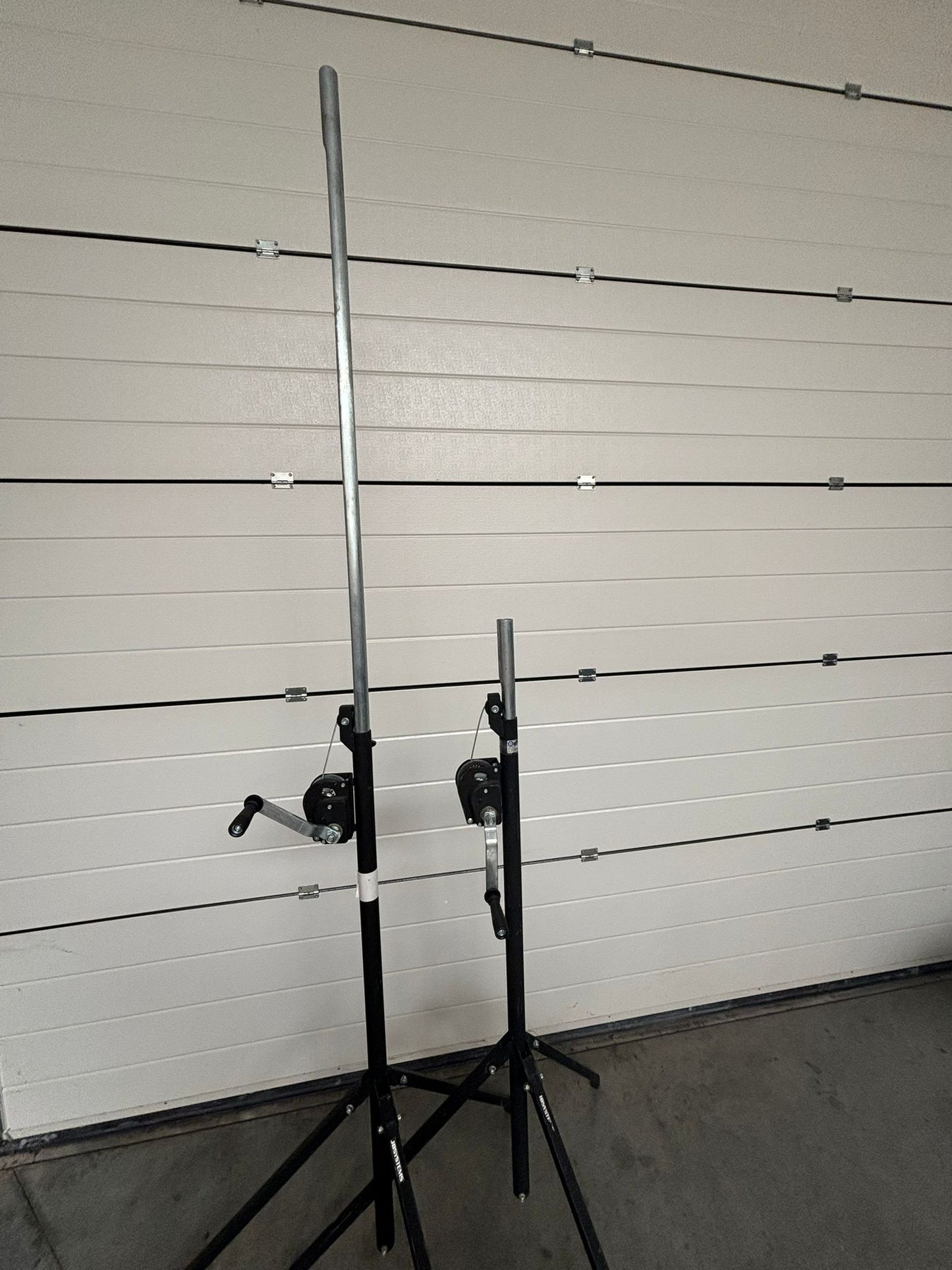 Jb systems wind-up lightstand used